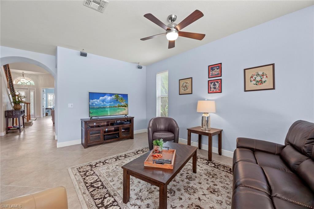 BELLE LAGO - Residential