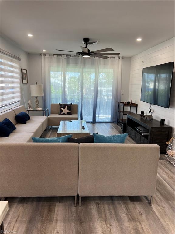 PINE ISLAND - Residential