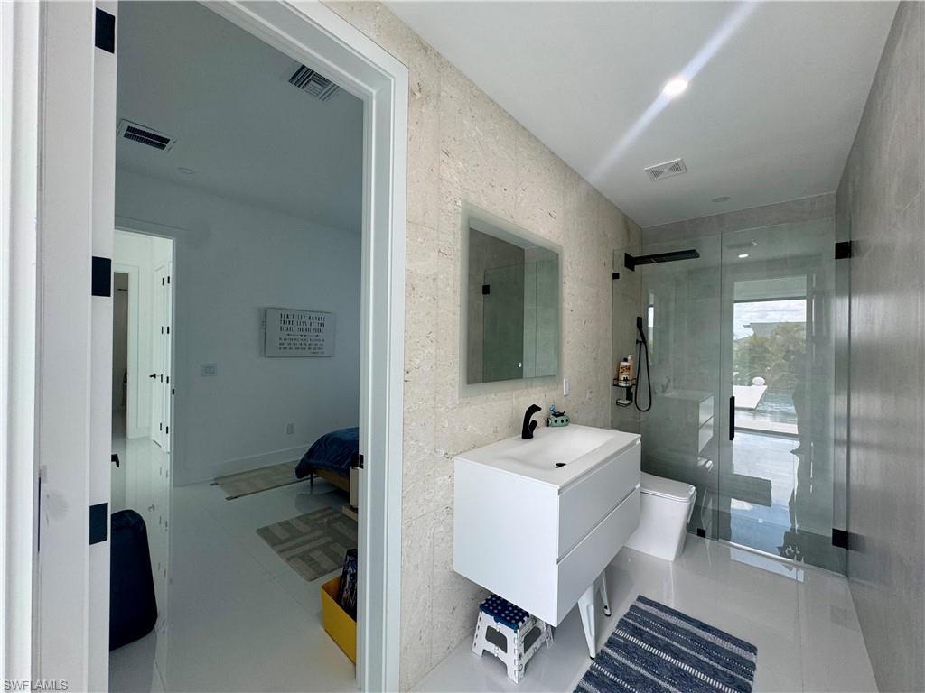 MARCO BEACH - Residential
