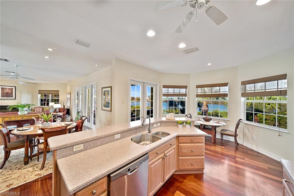 CASTAWAY ESTATES - Residential