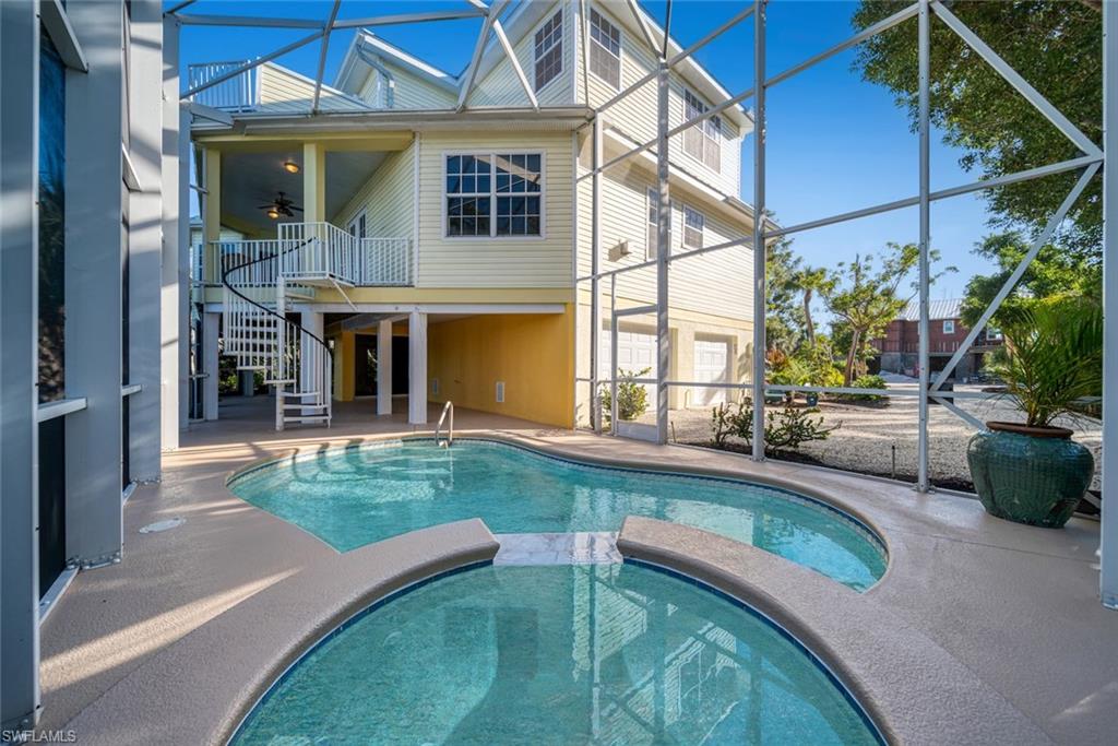 CASTAWAY ESTATES - Residential