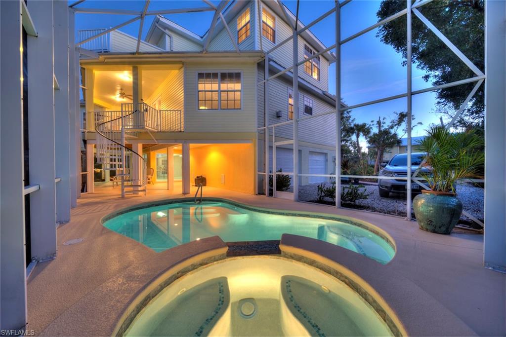 CASTAWAY ESTATES - Residential