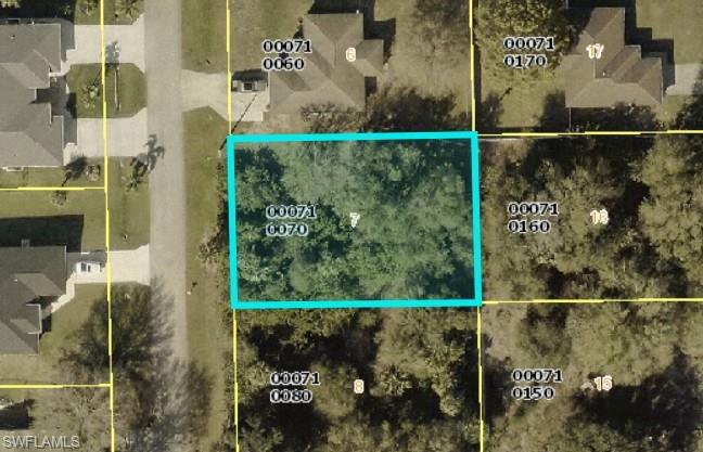LEHIGH ACRES - Land