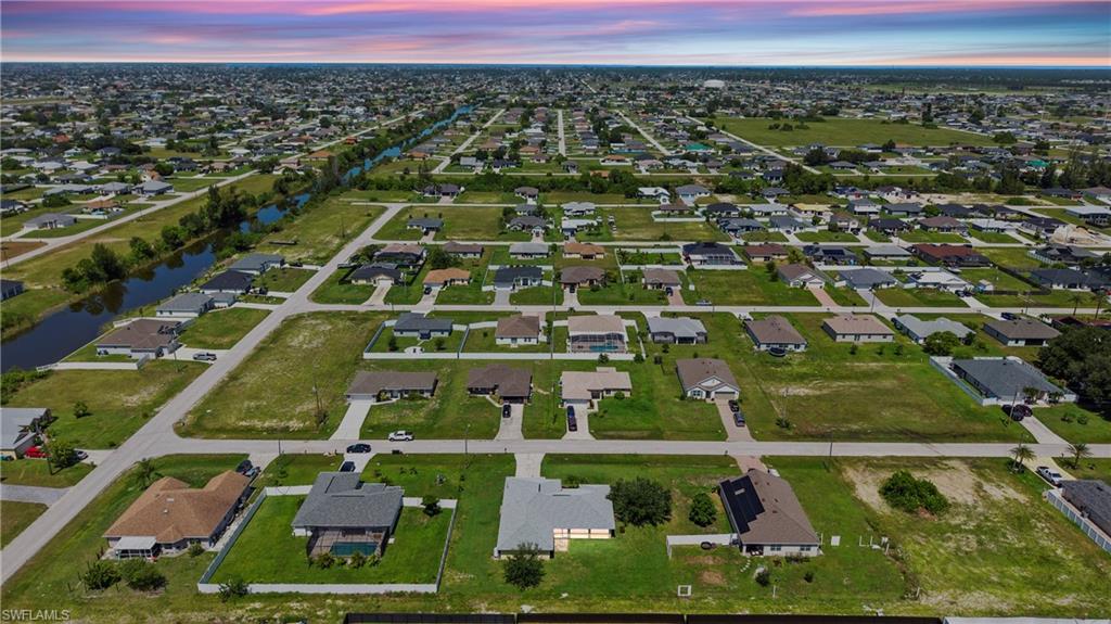 CAPE CORAL - Residential