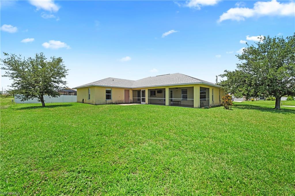 CAPE CORAL - Residential