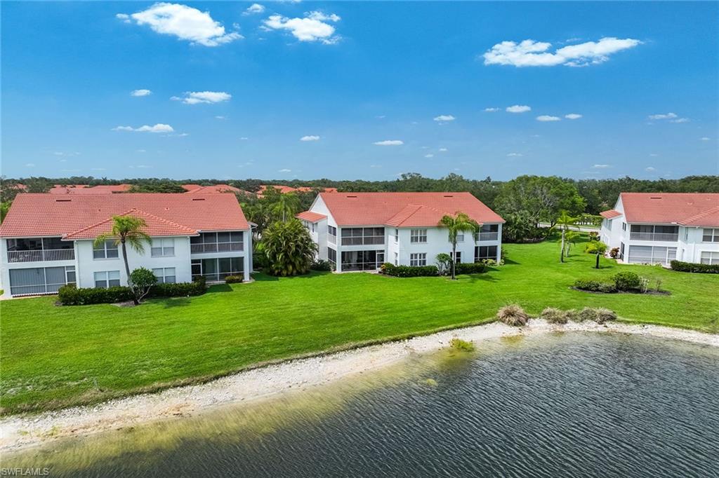 HUNTINGTON LAKES - Residential