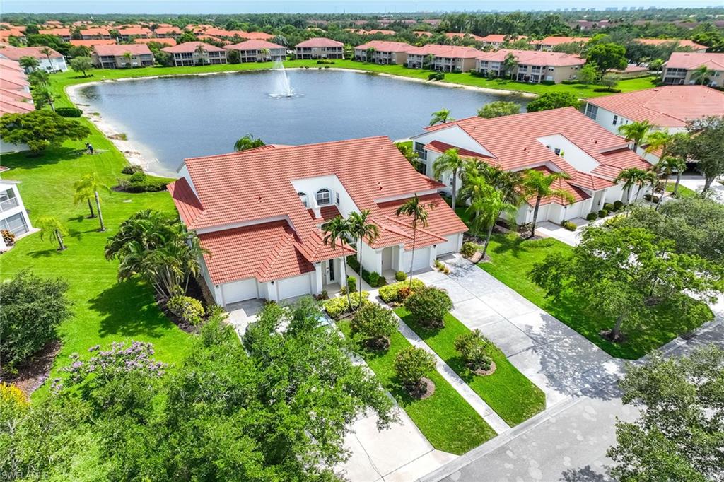 HUNTINGTON LAKES - Residential