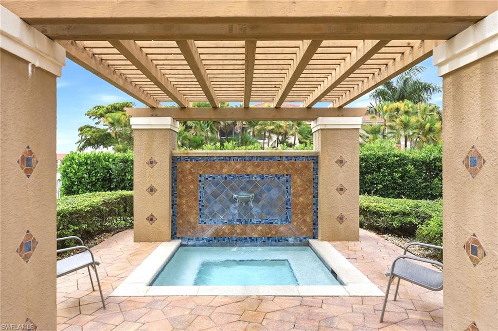 HUNTINGTON LAKES - Residential