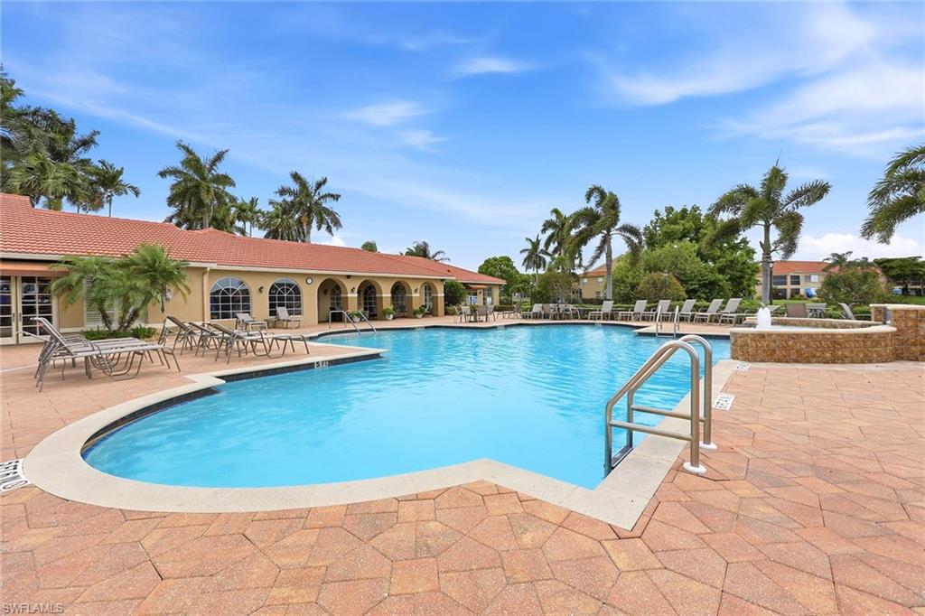 HUNTINGTON LAKES - Residential