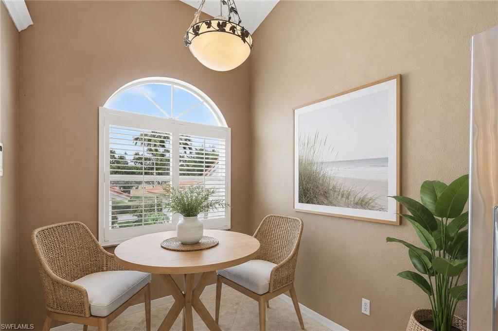 HUNTINGTON LAKES - Residential