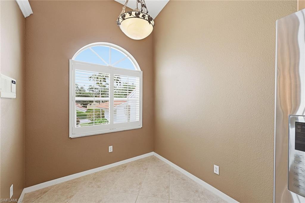 HUNTINGTON LAKES - Residential