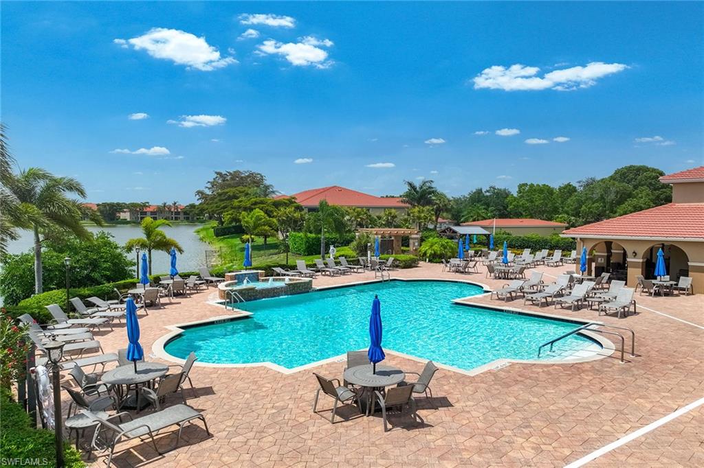 HUNTINGTON LAKES - Residential