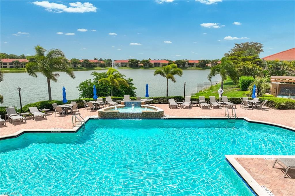 HUNTINGTON LAKES - Residential