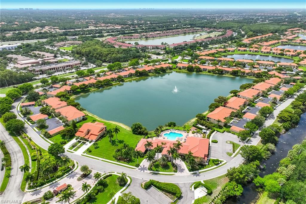 HUNTINGTON LAKES - Residential