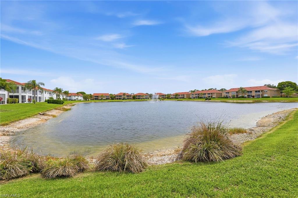 HUNTINGTON LAKES - Residential