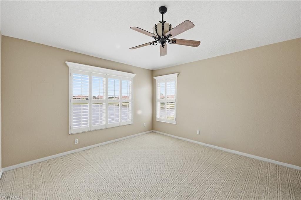 HUNTINGTON LAKES - Residential