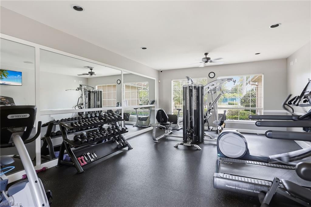 HUNTINGTON LAKES - Residential
