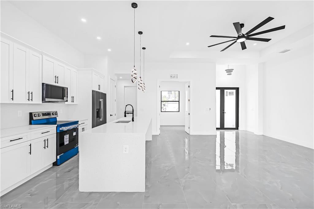LEELAND HEIGHTS - Residential