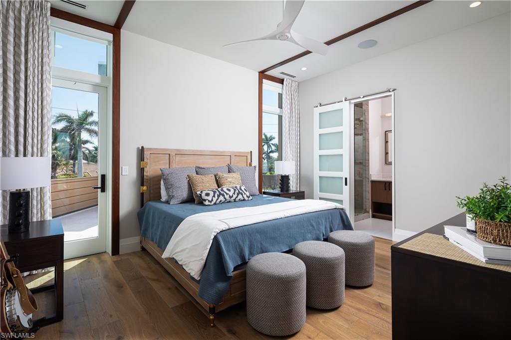 MOORINGS - Residential