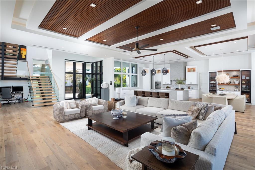 MOORINGS - Residential