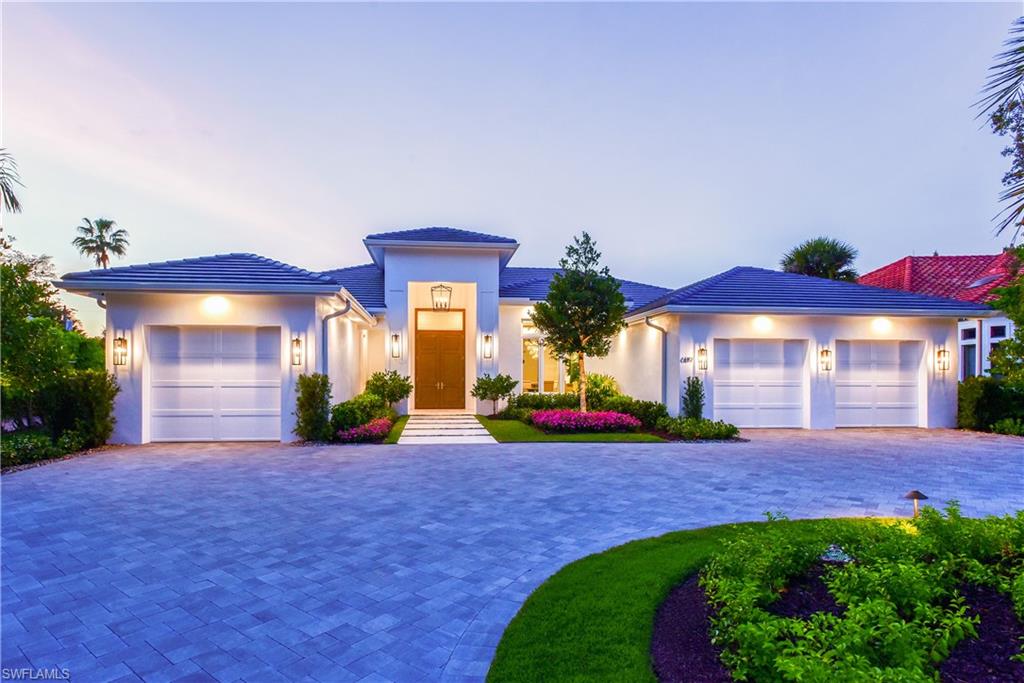 MOORINGS - Residential
