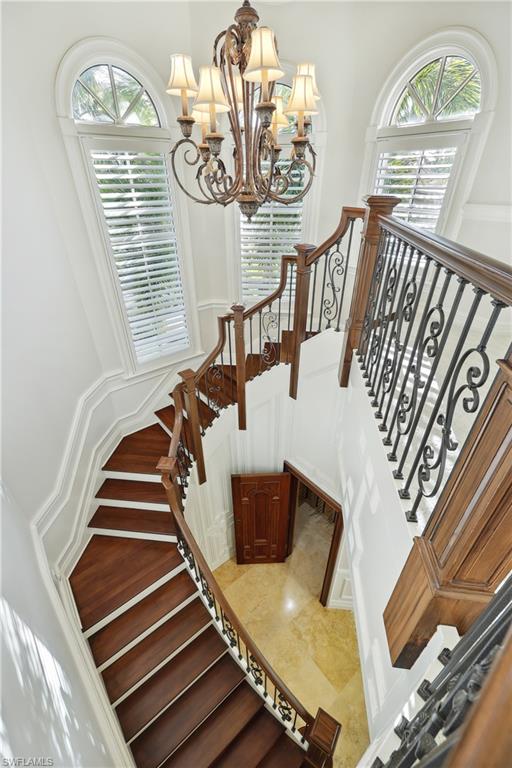 ESCADA AT TIBURON - Residential