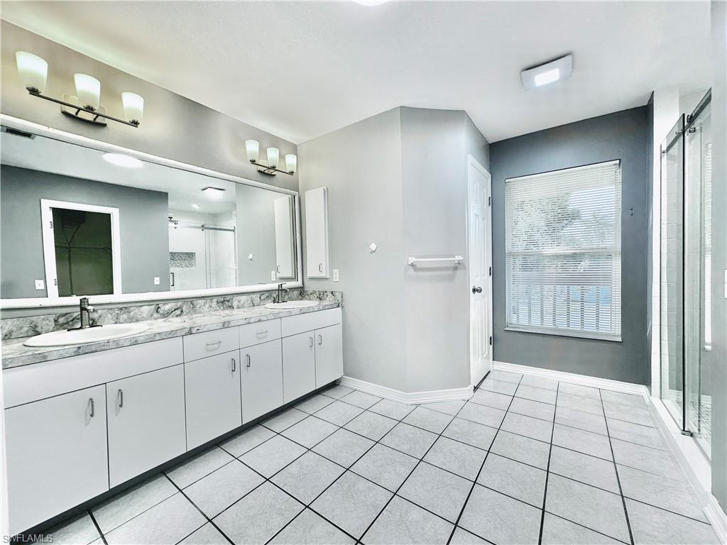 HEITMANS - Residential Lease