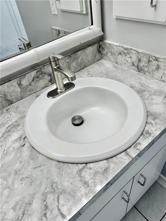 HEITMANS - Residential Lease
