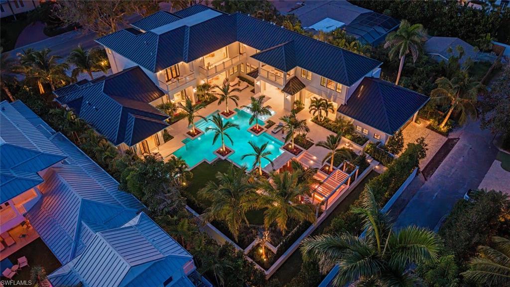 AQUALANE SHORES - Residential