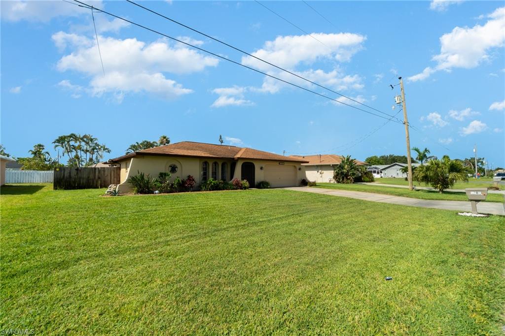 CAPE CORAL - Residential