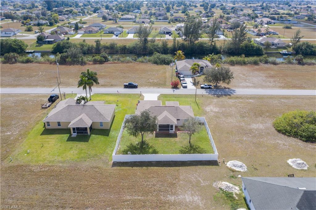 CAPE CORAL - Residential