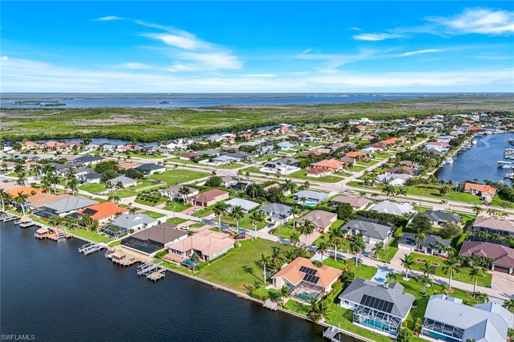 CAPE CORAL - Land