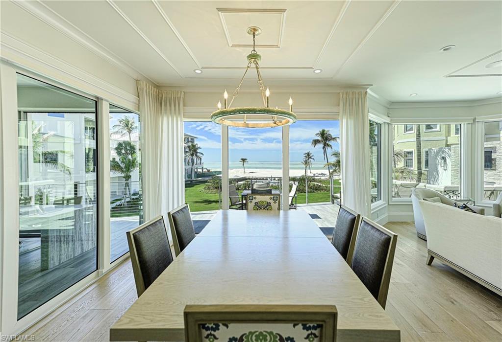BAREFOOT BEACH - Residential