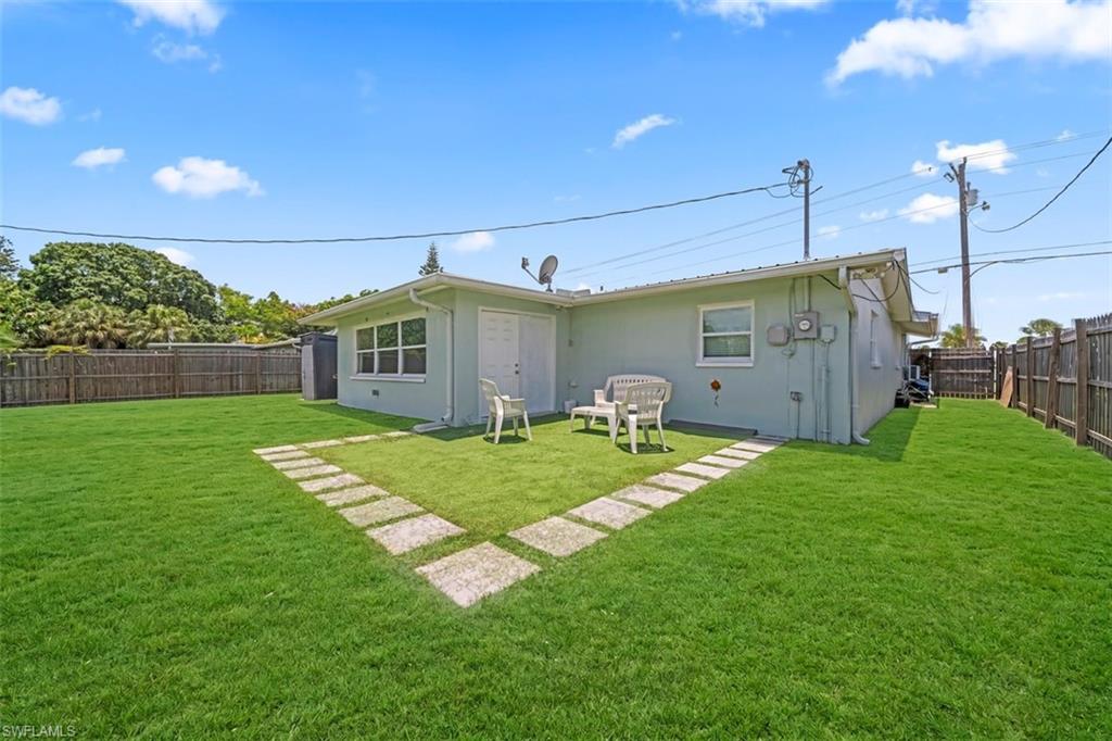 NORTH FORT MYERS - Residential Lease