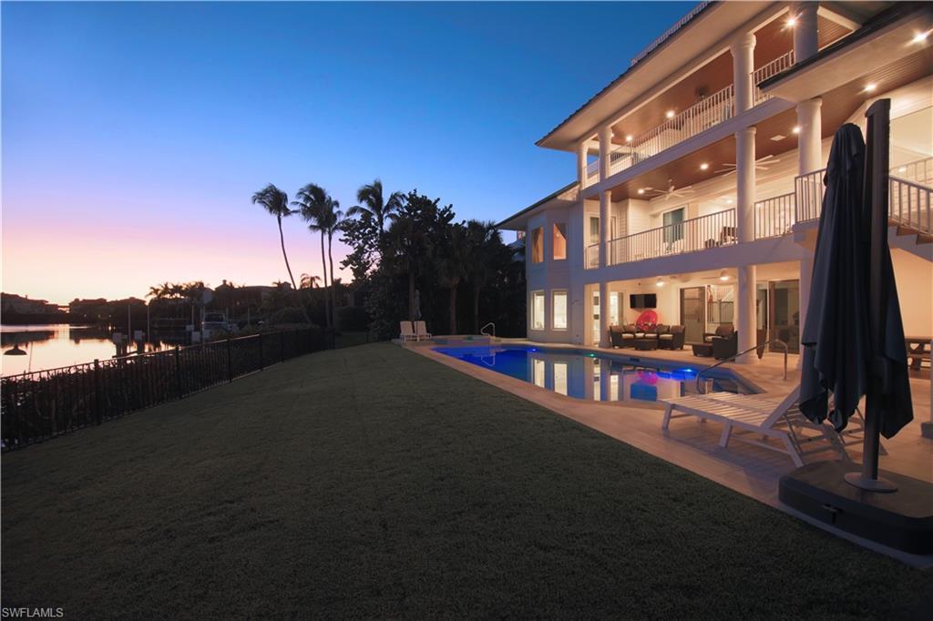 SOUTHPORT ON THE BAY - Residential