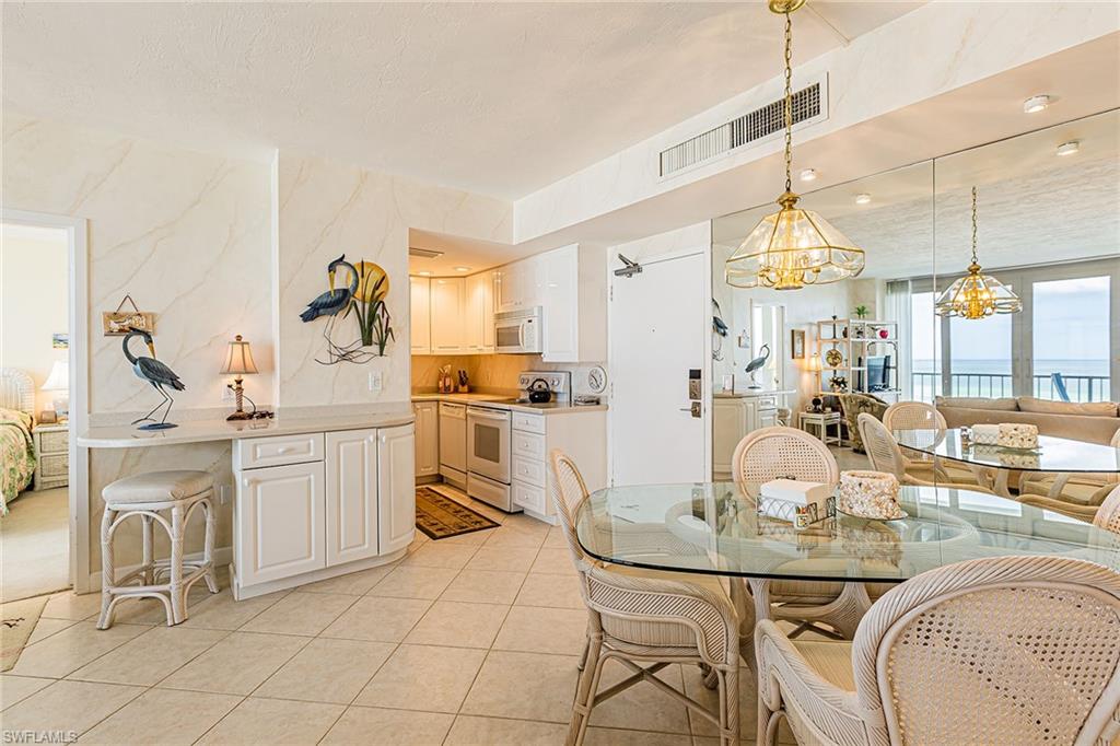 ADMIRALTY HOUSE - Residential
