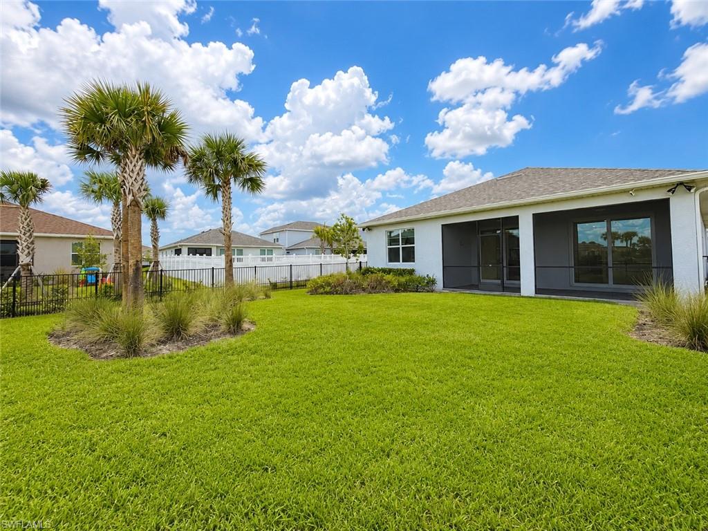 NORTHRIDGE - Residential Lease