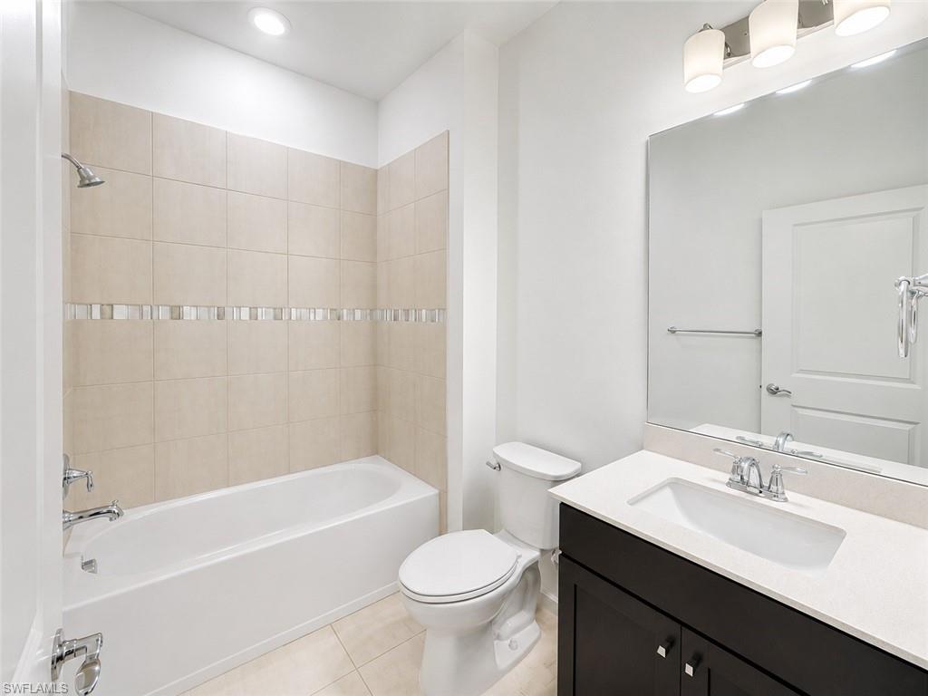 NORTHRIDGE - Residential Lease