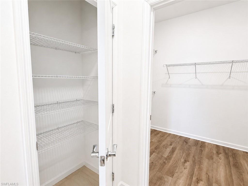 NORTHRIDGE - Residential Lease
