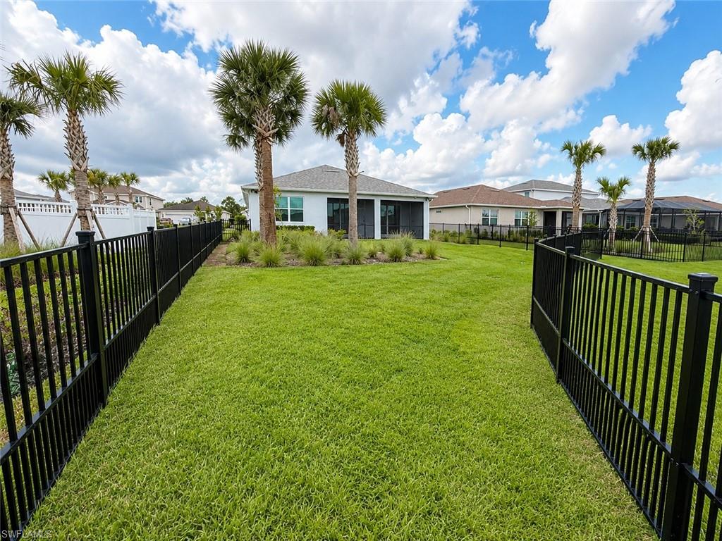 NORTHRIDGE - Residential Lease
