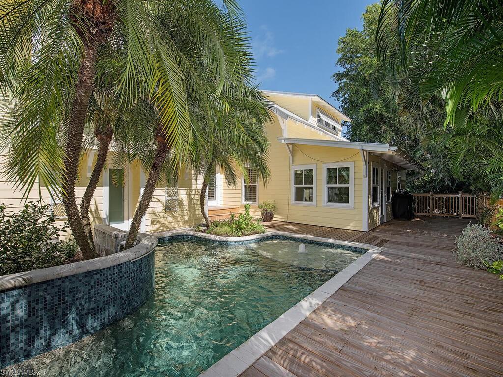 OLDE NAPLES - Residential