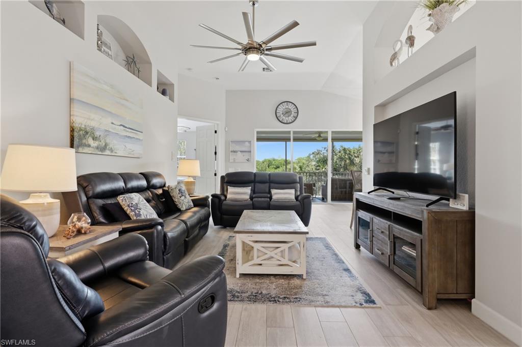 OXFORD POINTE - Residential