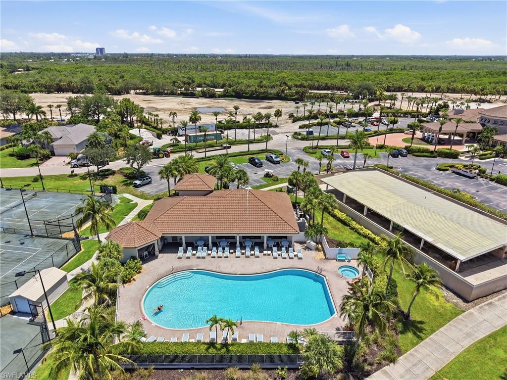 OXFORD POINTE - Residential