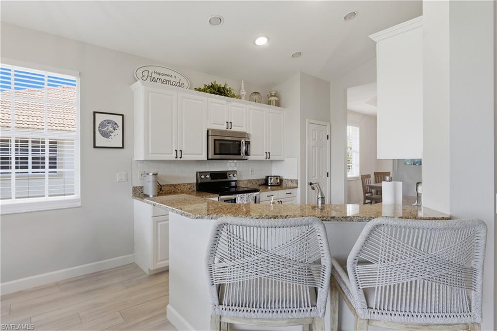 OXFORD POINTE - Residential