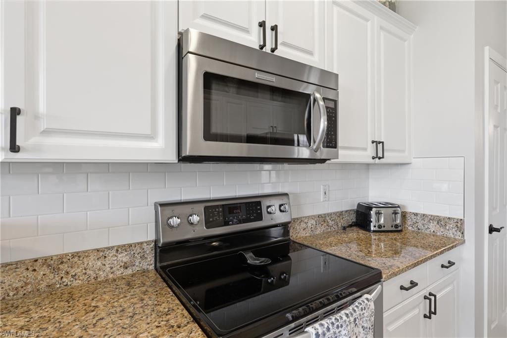 OXFORD POINTE - Residential