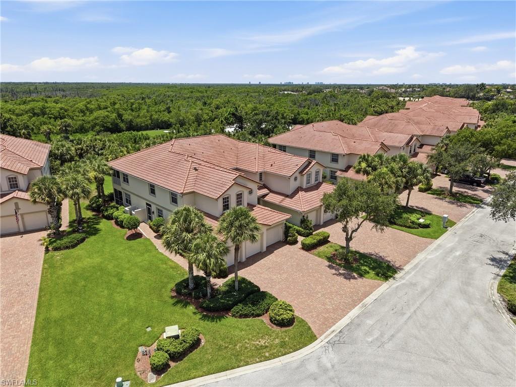 OXFORD POINTE - Residential