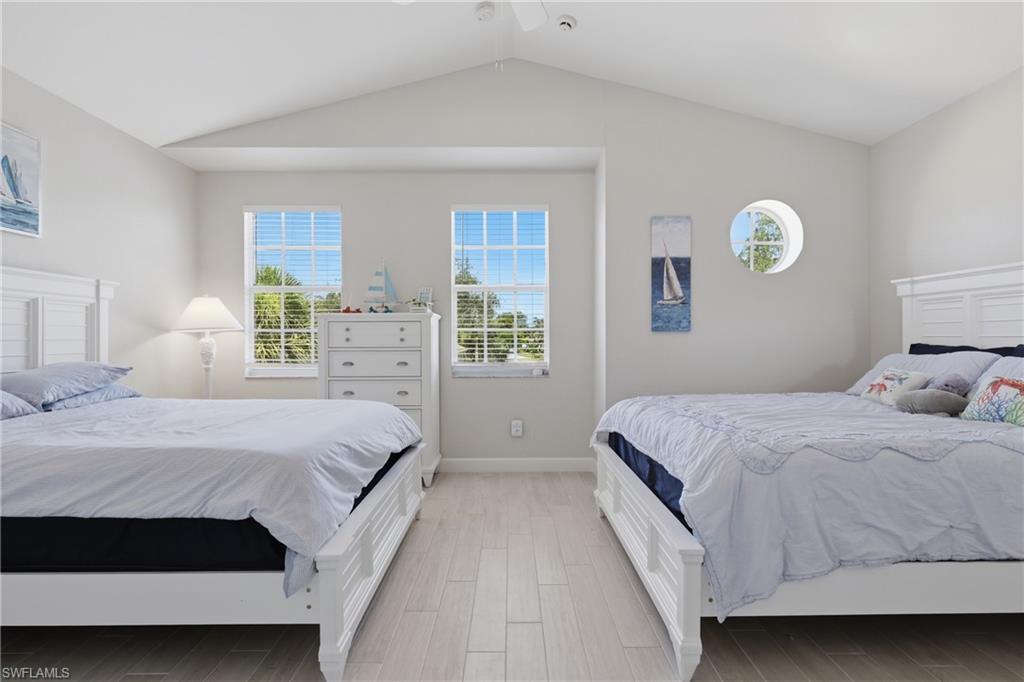 OXFORD POINTE - Residential