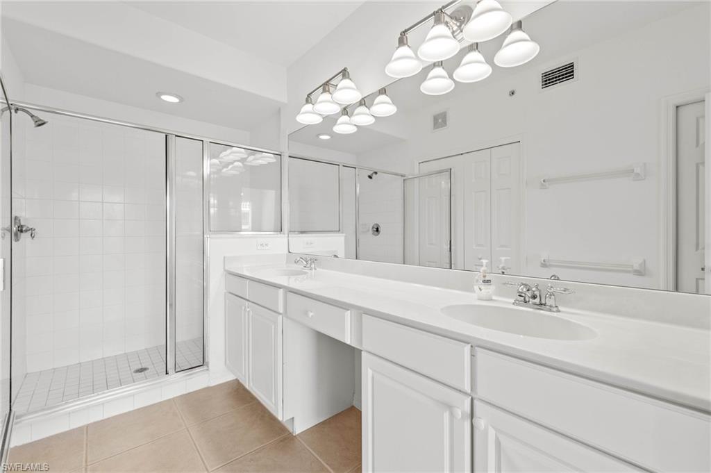 SABAL POINTE - Residential