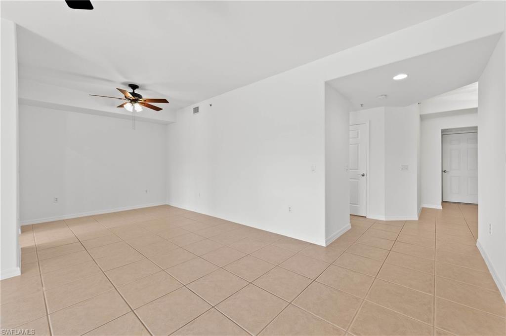 SABAL POINTE - Residential