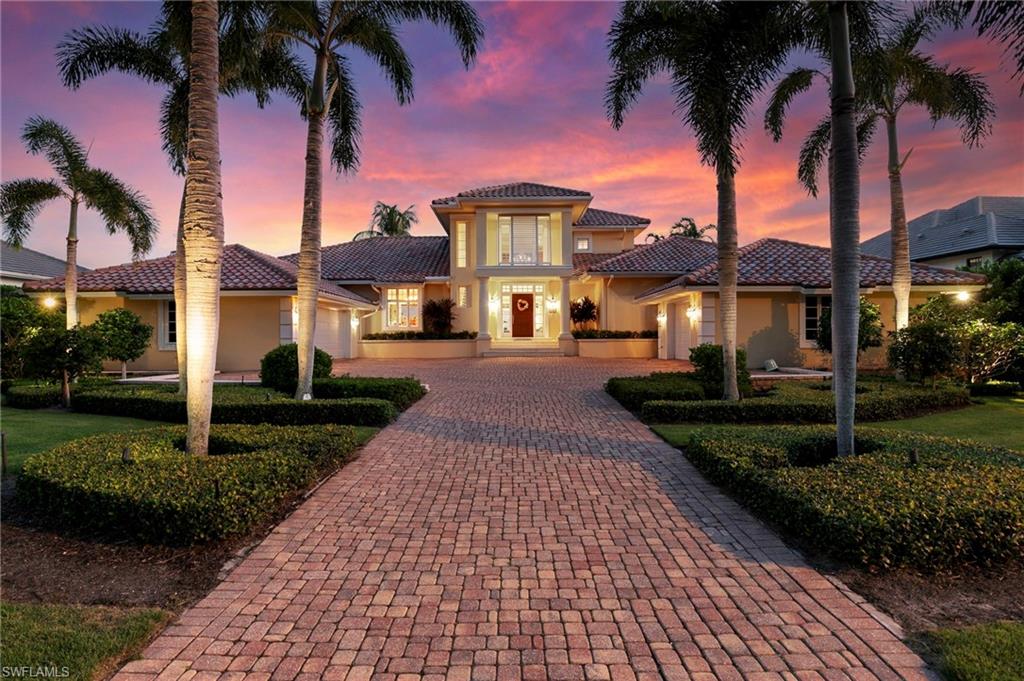 MOORINGS - Residential